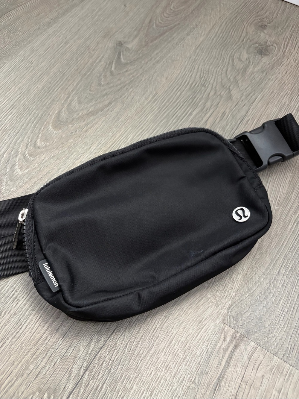 lululemon athletica Black Waist Pack